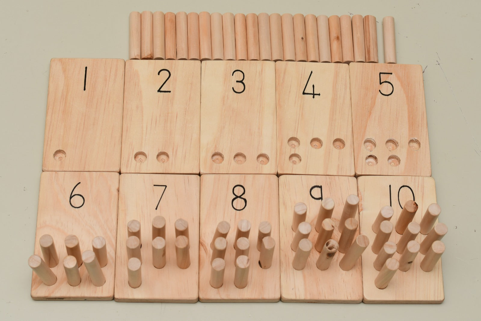 Educational math toy for number recognition and counting practice