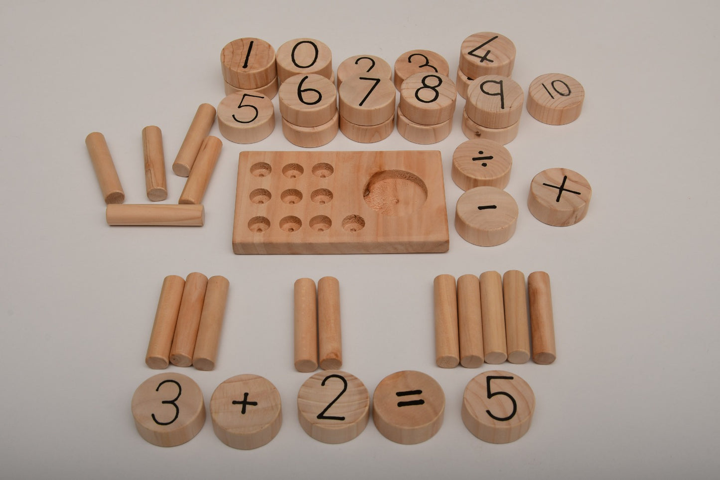 Preschool math set for number recognition and basic arithmetic, durable and safe wooden pieces