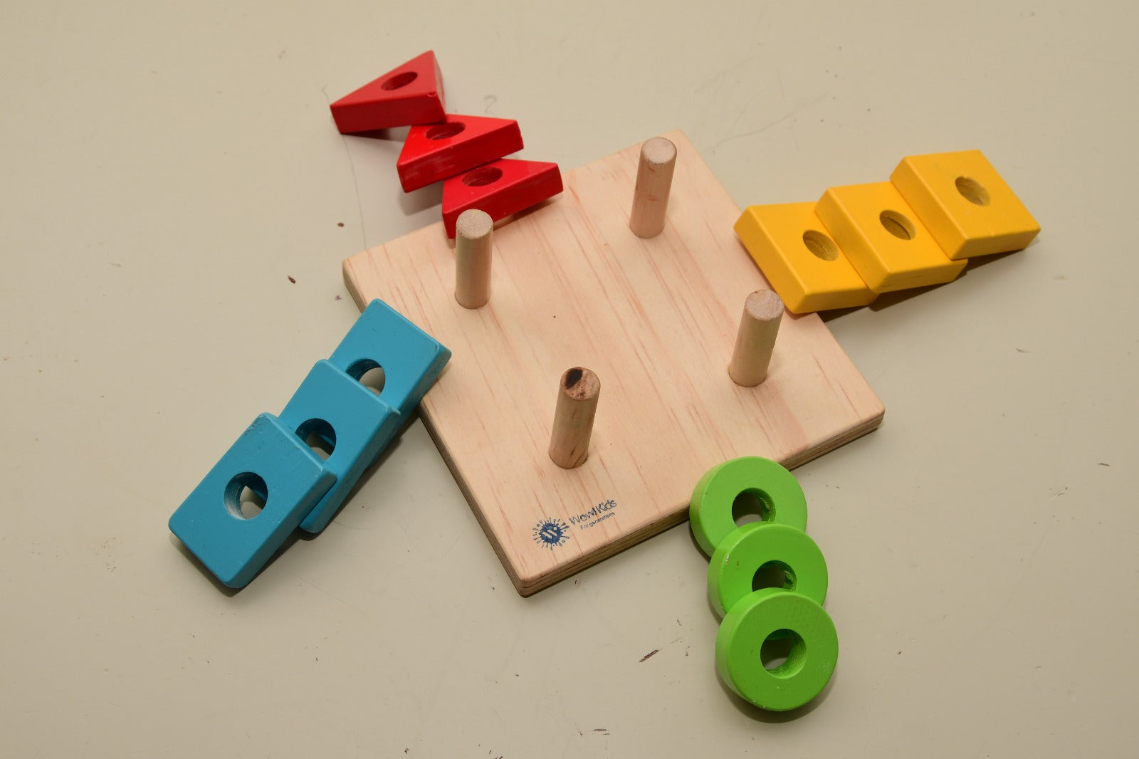 Safe non-toxic wooden shape sorter toy for toddlers