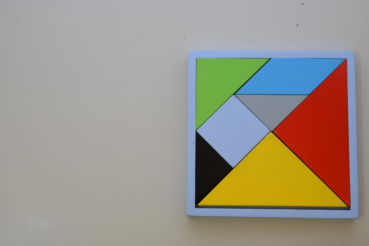 Tangram geometric puzzle for toddlers, preschoolers, and early learners, promotes focus and logic