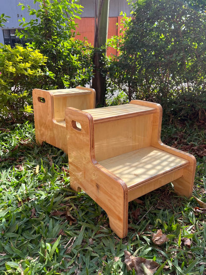 Toddler step stool for reaching the sink