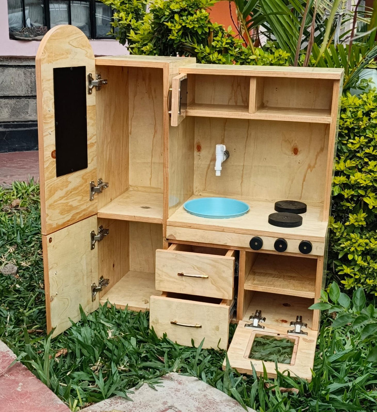 Wooden mud kitchen for schools and daycares