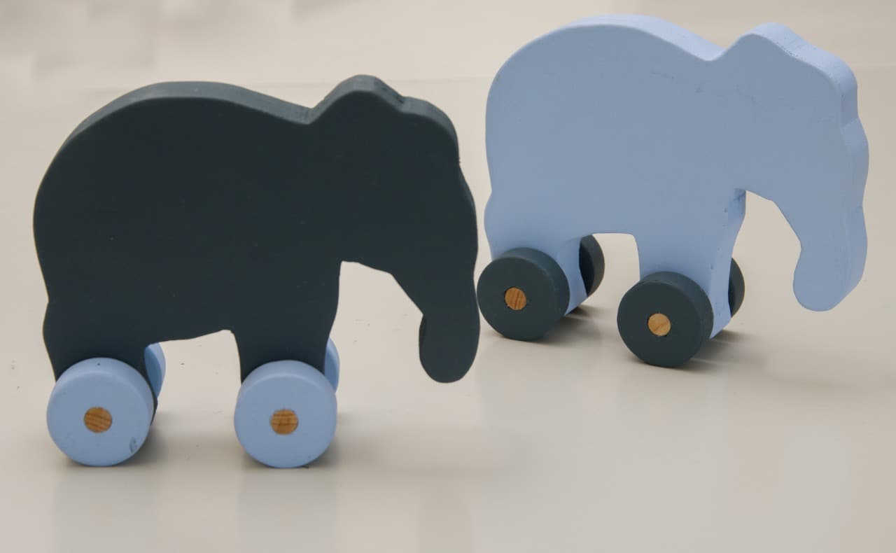 Elephant wooden toy- Wow! Kids