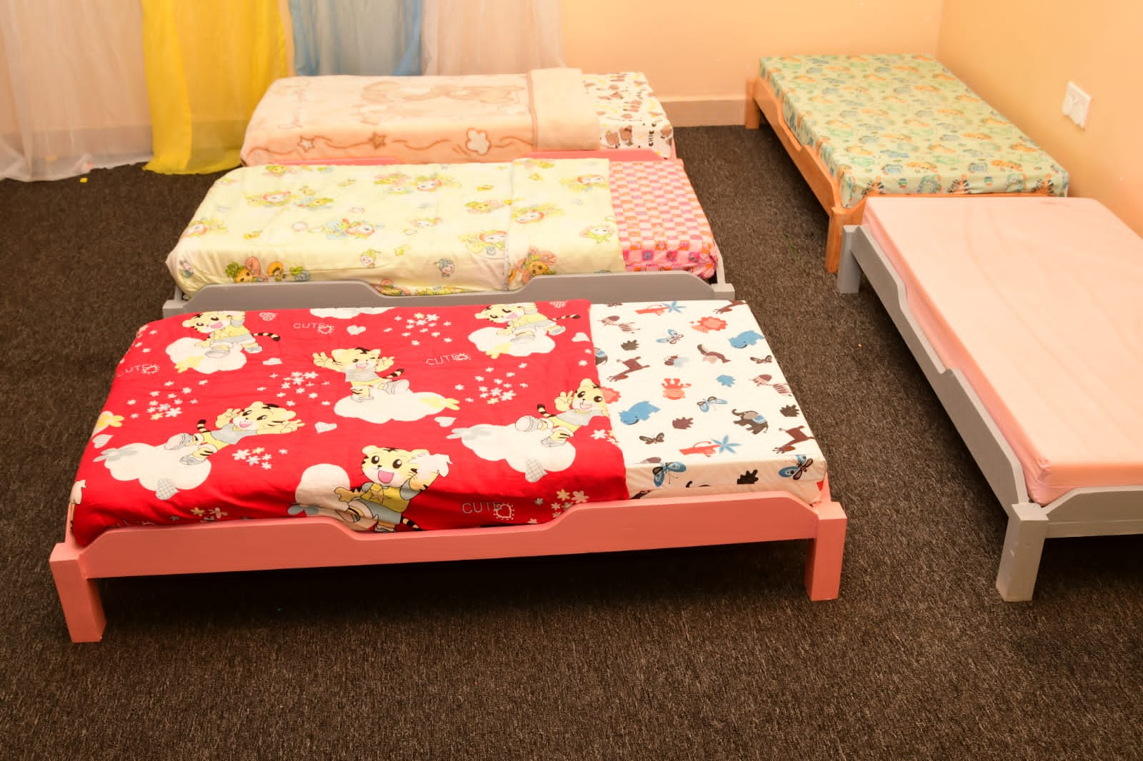 Stackable School daycare Beds