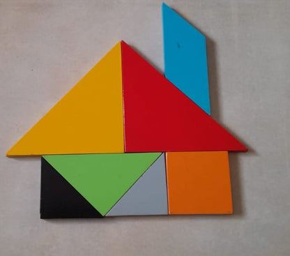 Wooden Tangram puzzle for preschoolers, promotes concentration, creativity, and cognitive growth