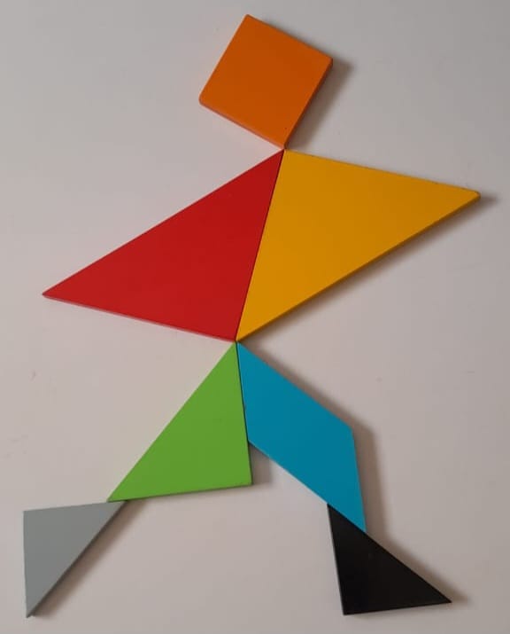 Wooden Tangram puzzle for preschoolers, promotes concentration, creativity, and cognitive growth