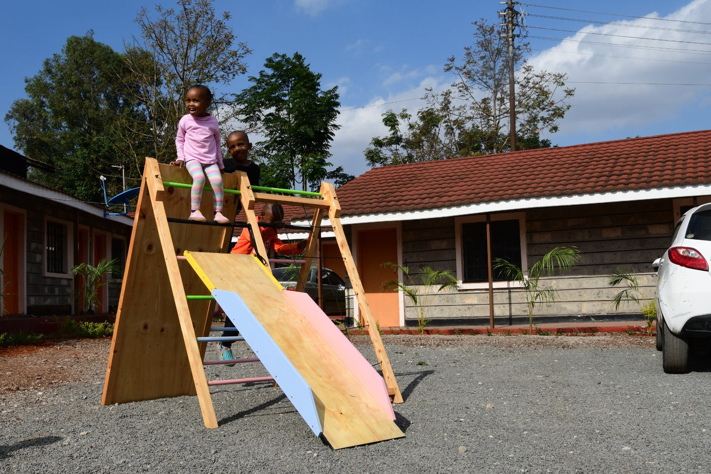 Wooden_jungle_gym_with_slide_and_climbing_wall_upto_13_yrs_nairobi