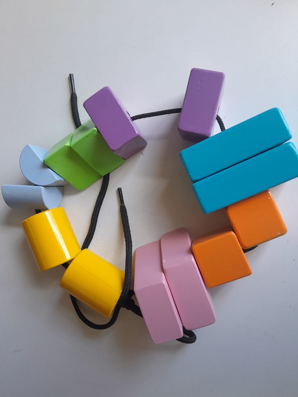 Wooden lacing blocks for toddlers 1–3 years threading toy