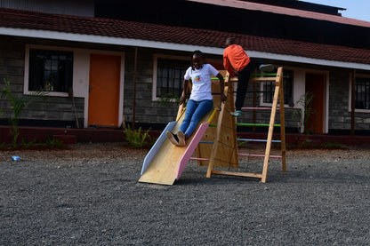 Wooden jungle gym suitable for children aged 1 to 13 years